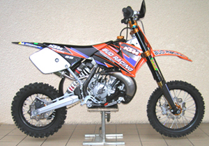 ktm651.jpg (92309 bytes)